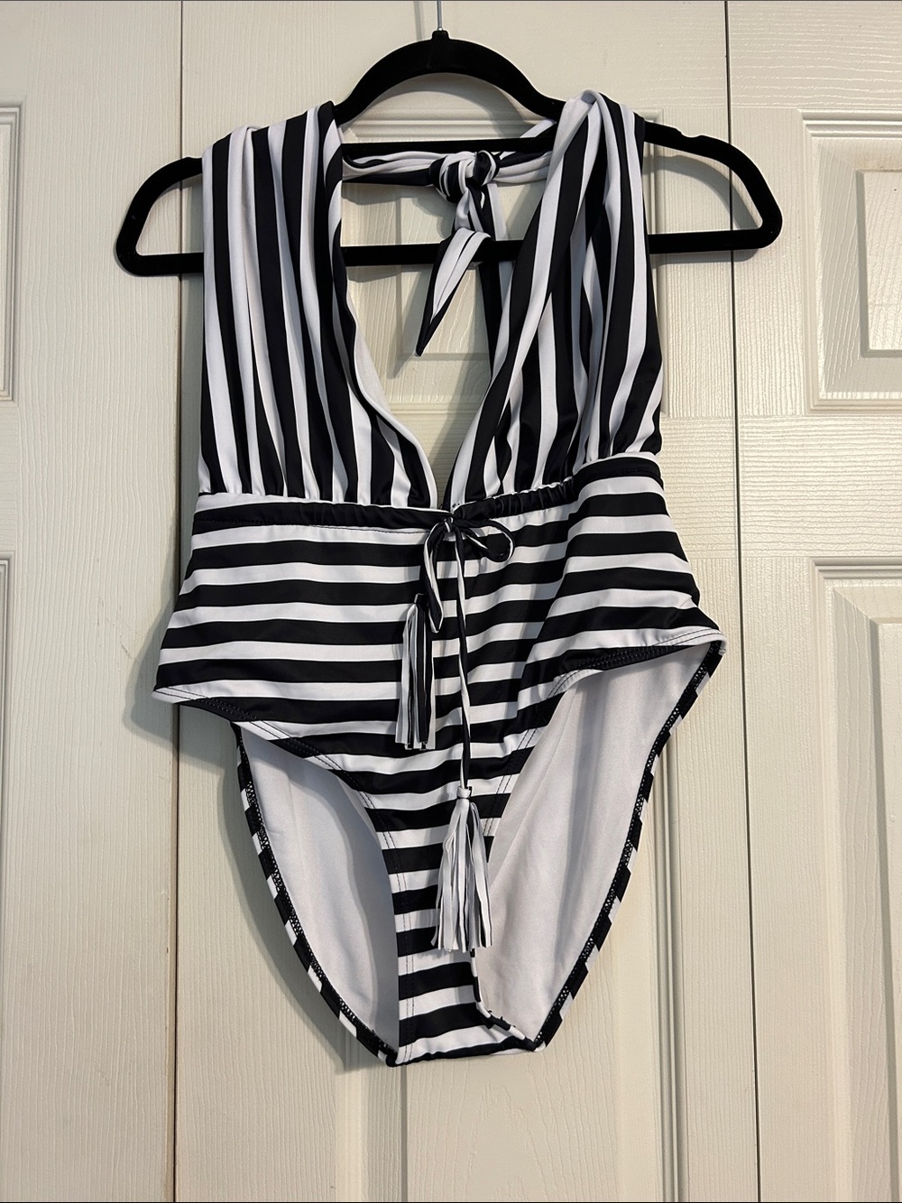 Missguided Black White Striped One-Piece Swimsuit Size 10 NWOT Deep V Tassels